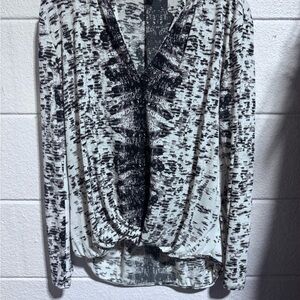 Kenneth Cole Black and White Patterned Blouse